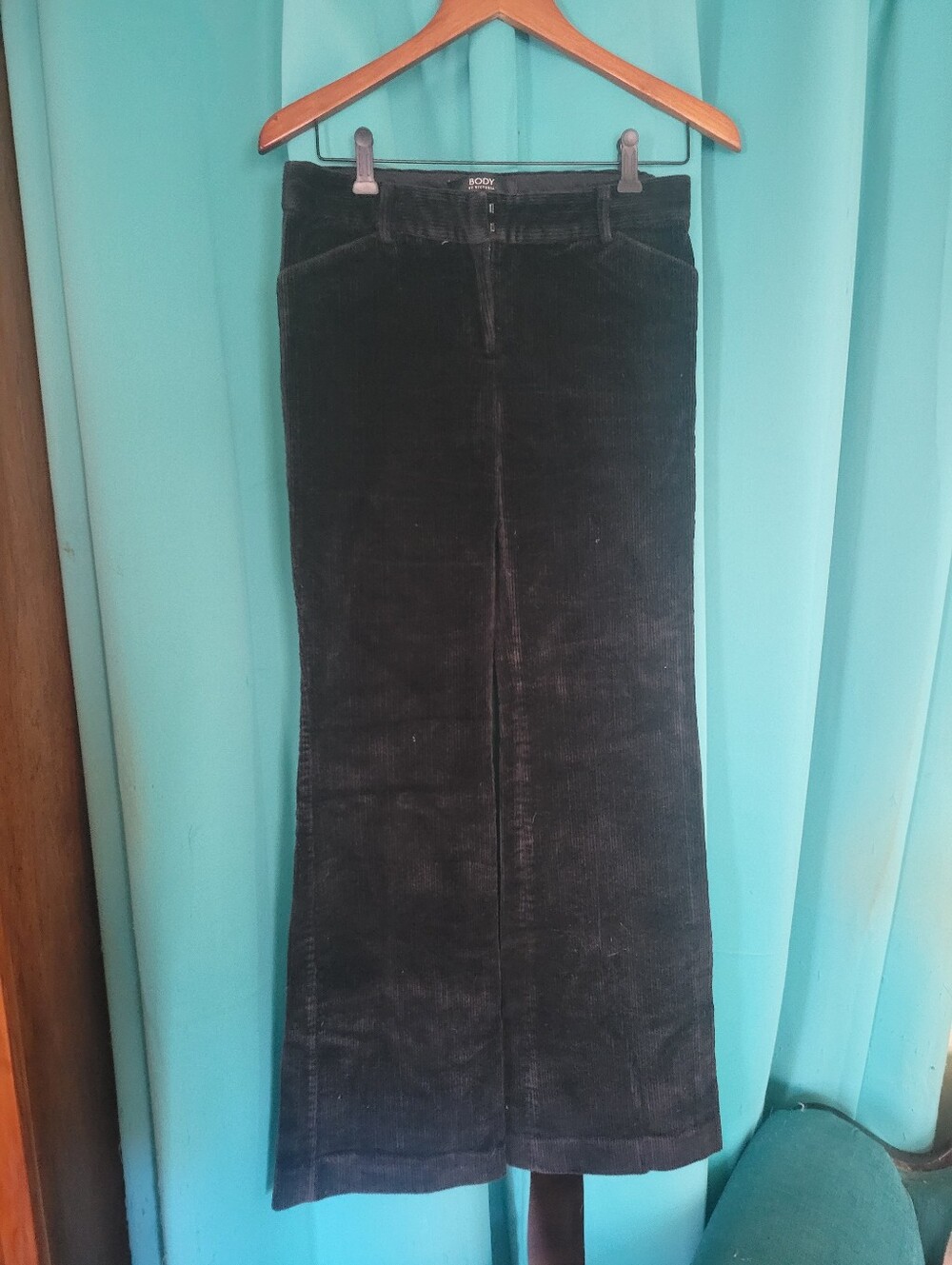 Never Worn Black Corduroy Straight Leg Pants Size 6